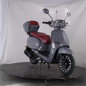 Cappuccino Style Vespa 49cc Nardo